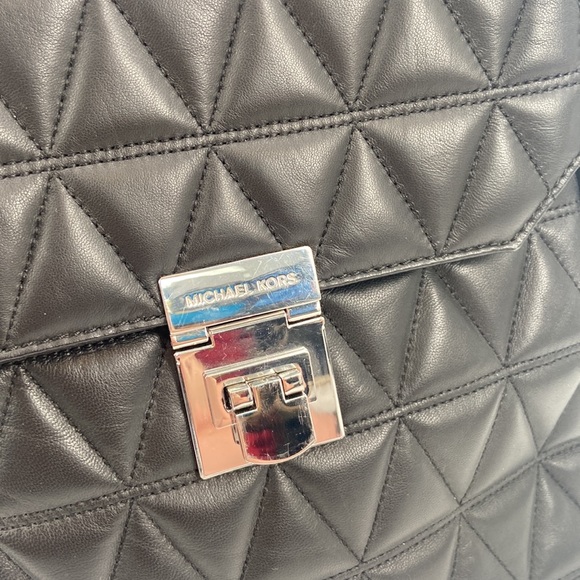 Sold❌❌NWT Michael Kors Black Vivianne quilted leather medium backpack - Picture 2 of 9